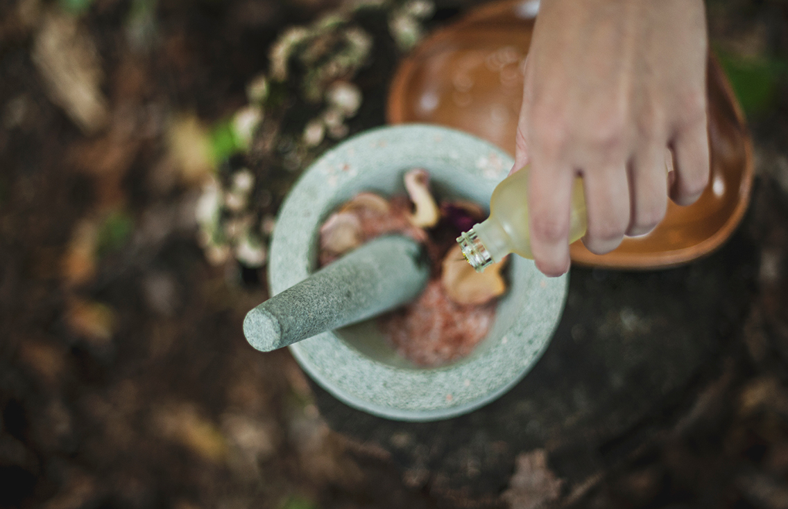 nut oils morter and pestle